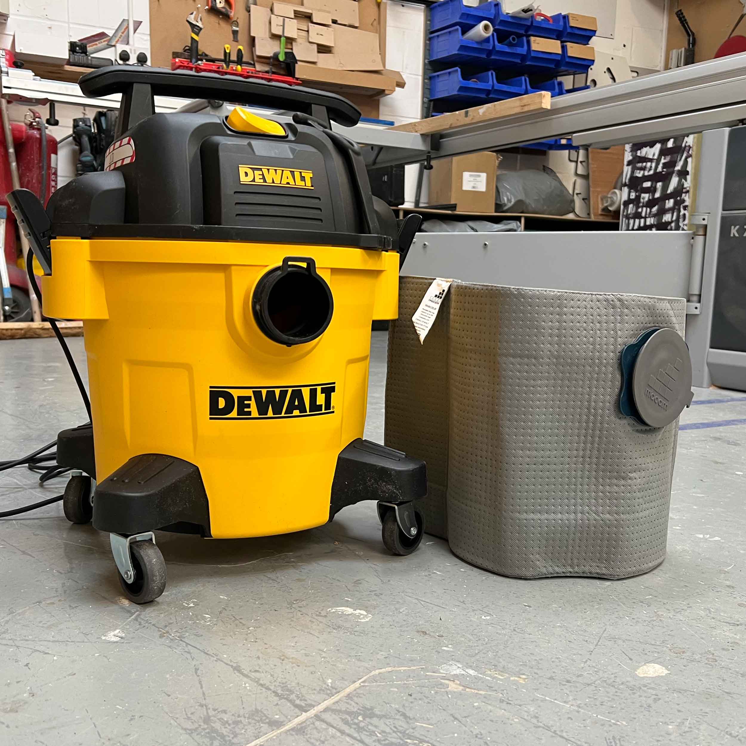 Reusable dust bag for DeWalt/Vacmaster/Einhell/Titan emptied and shaken out for reuse